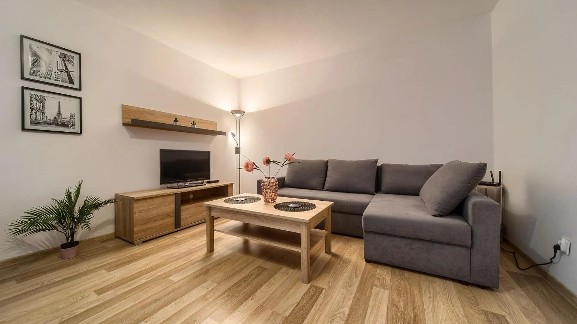 Rynek Wroclaw Charming Apartment פולין